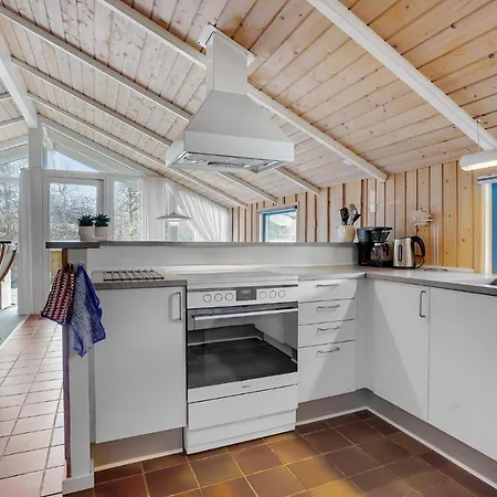 Semesterbostad 4 Bedroom Cozy In Romo