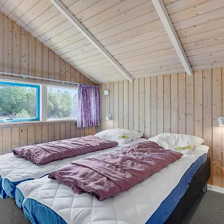 4 Bedroom Cozy In Romo Semesterbostad Bolilmark